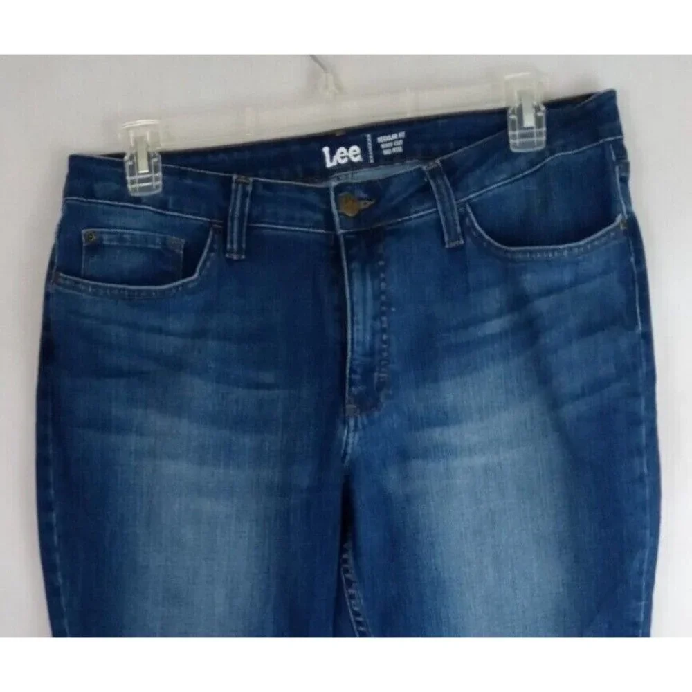 NWT Lee Regular Fit Bootcut Whiskered Distressed Jeans Size 16P - Picture 4 of 10